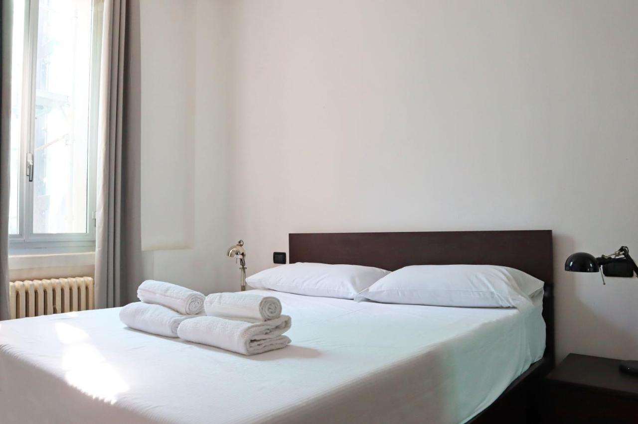 Isola Comfort Apartment ميلان المظهر الخارجي الصورة