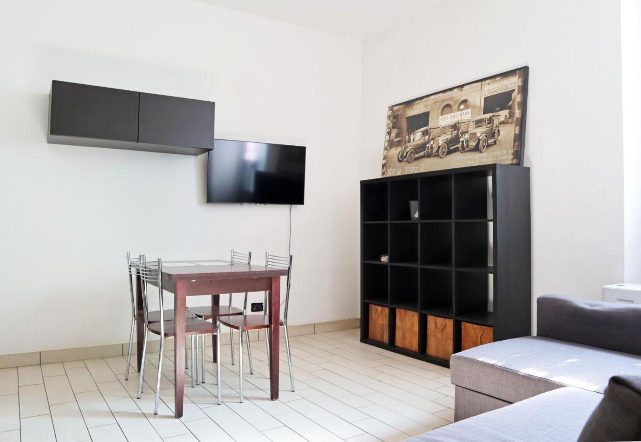 Isola Comfort Apartment ميلان المظهر الخارجي الصورة