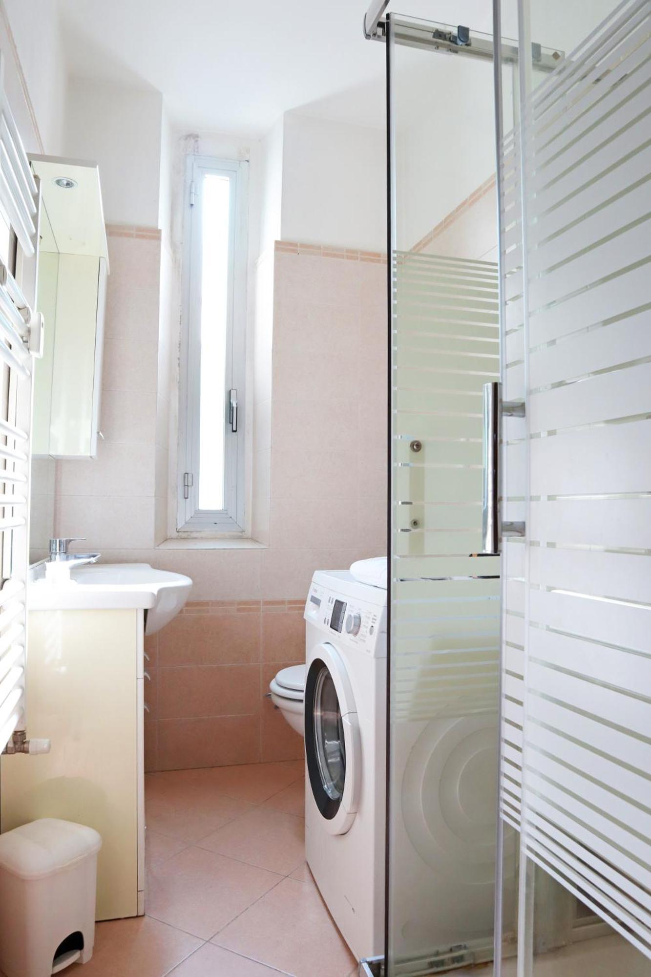 Isola Comfort Apartment ميلان المظهر الخارجي الصورة
